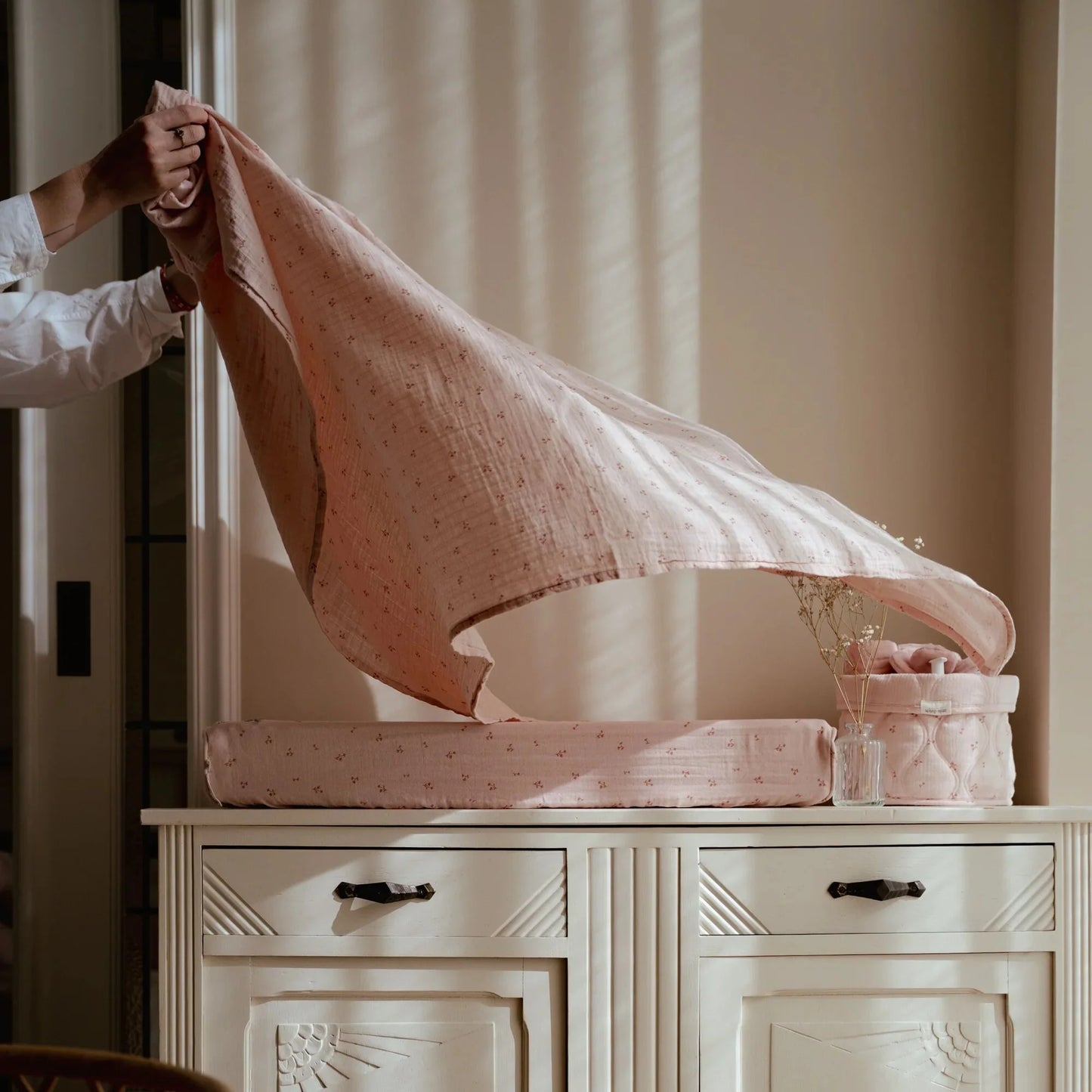 Little Dutch Swaddle in Mussola 120×120 – Pure Blossom – Essentials