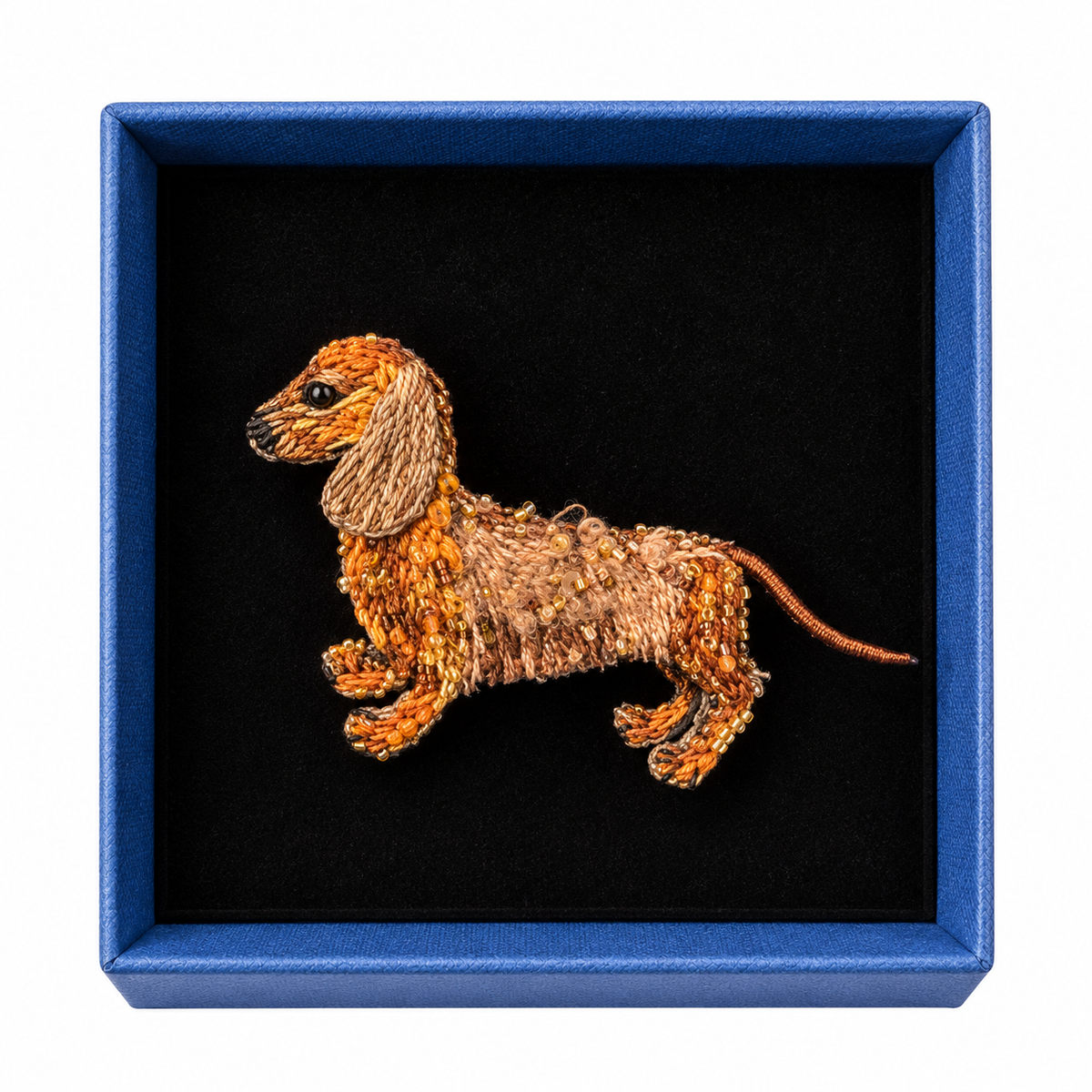 Trovelore – Spilla Canela Dachshund | Bassotto Ricamato a Mano
