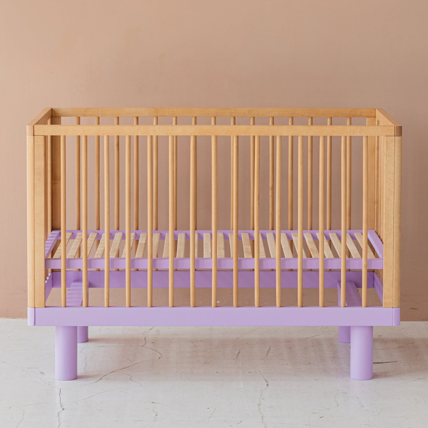 Lettino con le sbarre Nox Cot - Legno Naturale e Lavanda - Apple Pie