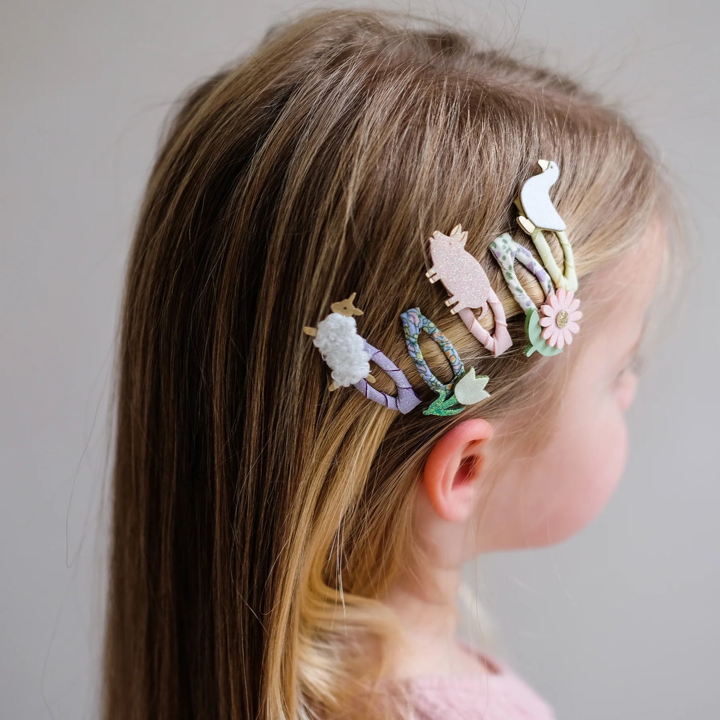 Bambina con fermagli Mimi & Lula Farmyard mini clic clac con animali nei capelli