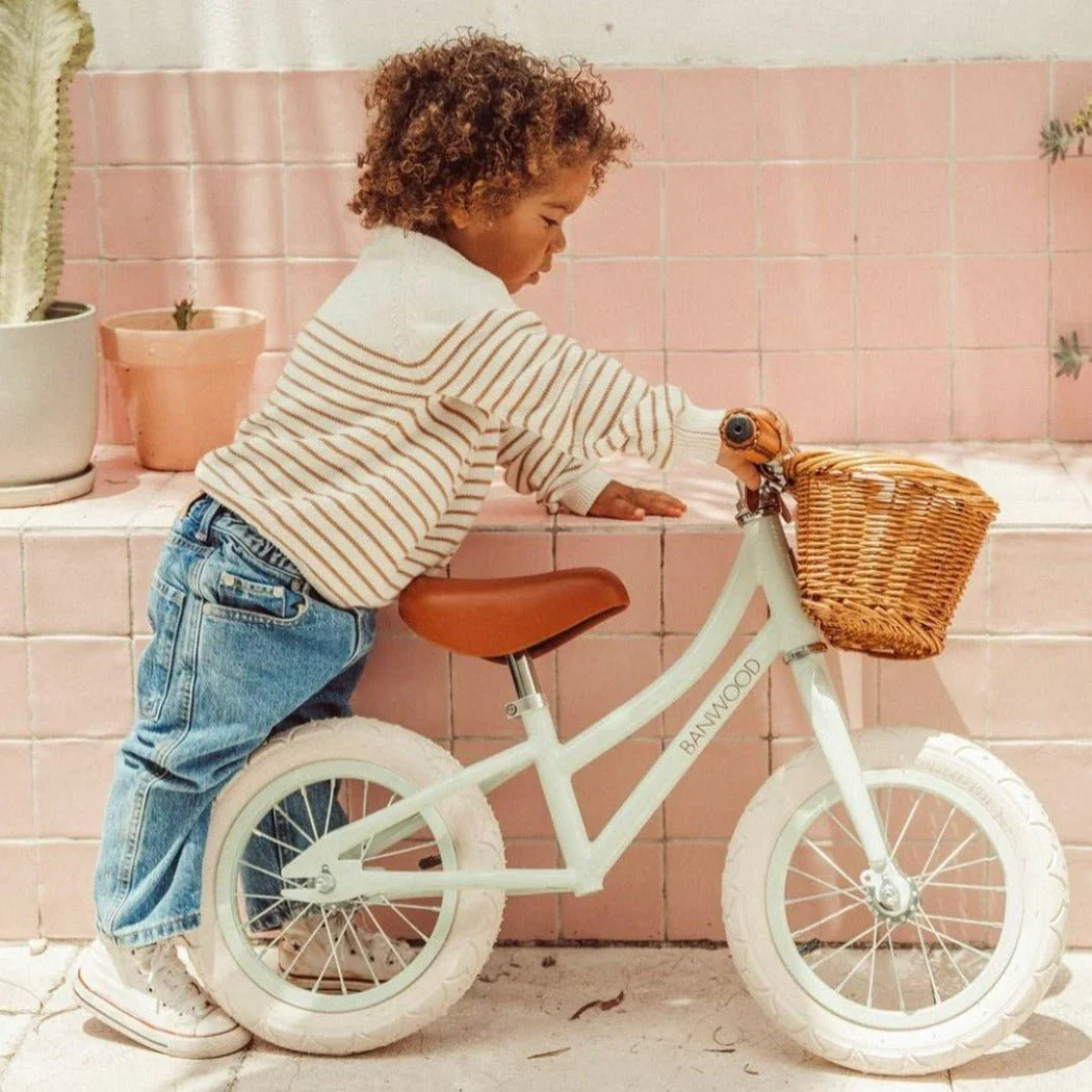 Bici & Monopattini per Bambini – Equilibrio, Avventura e Design Unico