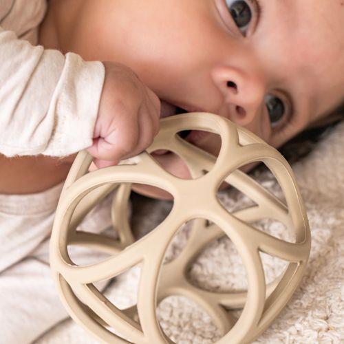 Little Dutch Gripping Ball - Palla Sensoriale Neonati Beige