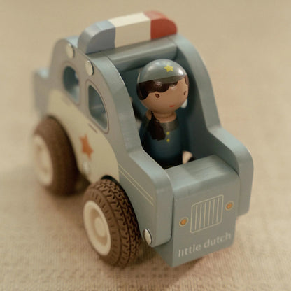Little Dutch – Macchina della polizia in legno blu con personaggio – Essentials