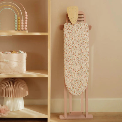 Asse da stiro in legno con ferro – Wooden Ironing Board | Little Dutch