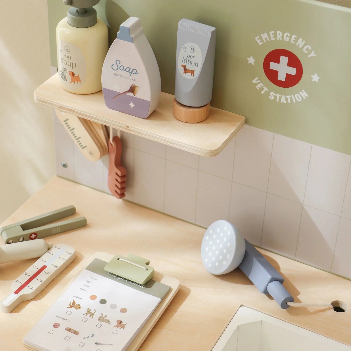 Banco da veterinario in legno – Wooden Veterinary Practice | Little Dutch