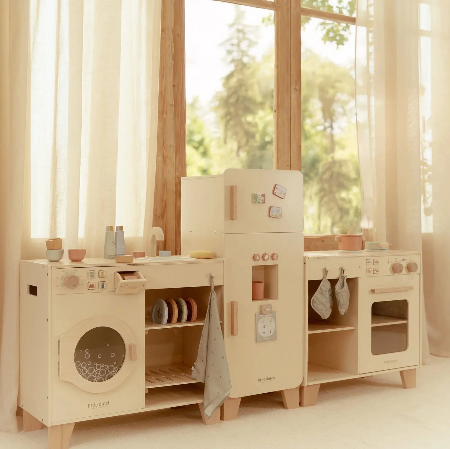 Little Dutch Frigorifero in legno – Essentials – Edizione Limitata