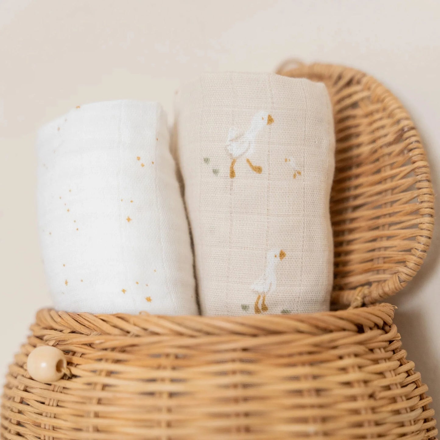 Little Dutch Set 2 Swaddle 70×70 – Blue Essentials (Little Goose)