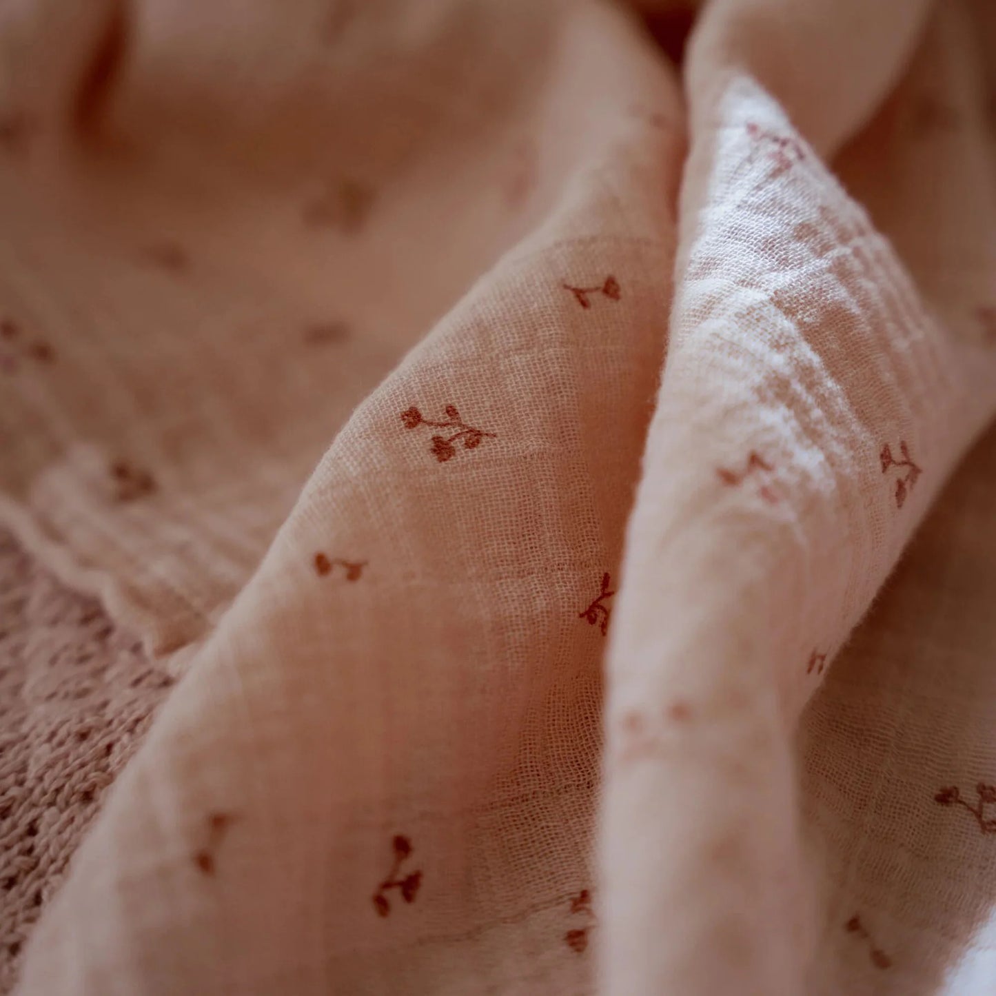 Little Dutch Swaddle in Mussola 120×120 – Pure Blossom – Essentials