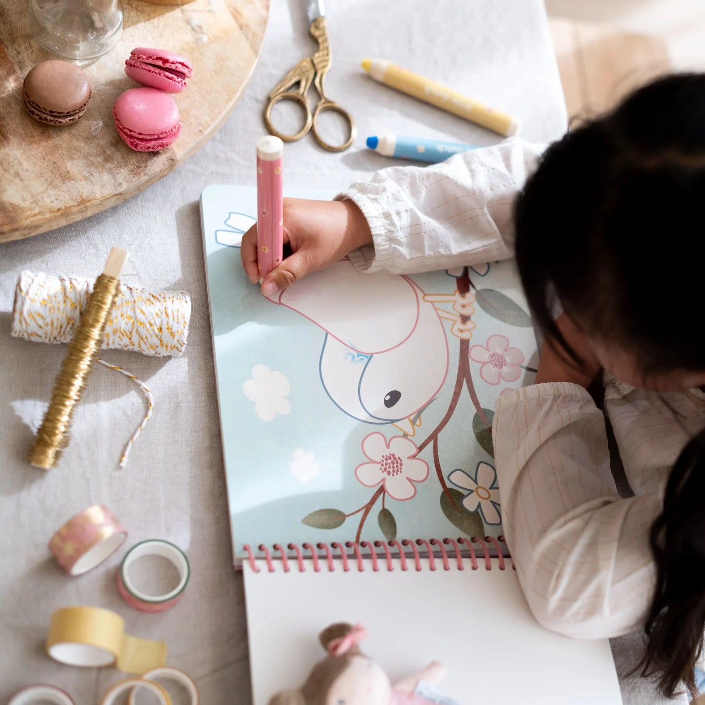 Little Dutch Coloring Book – Essentials Rosa