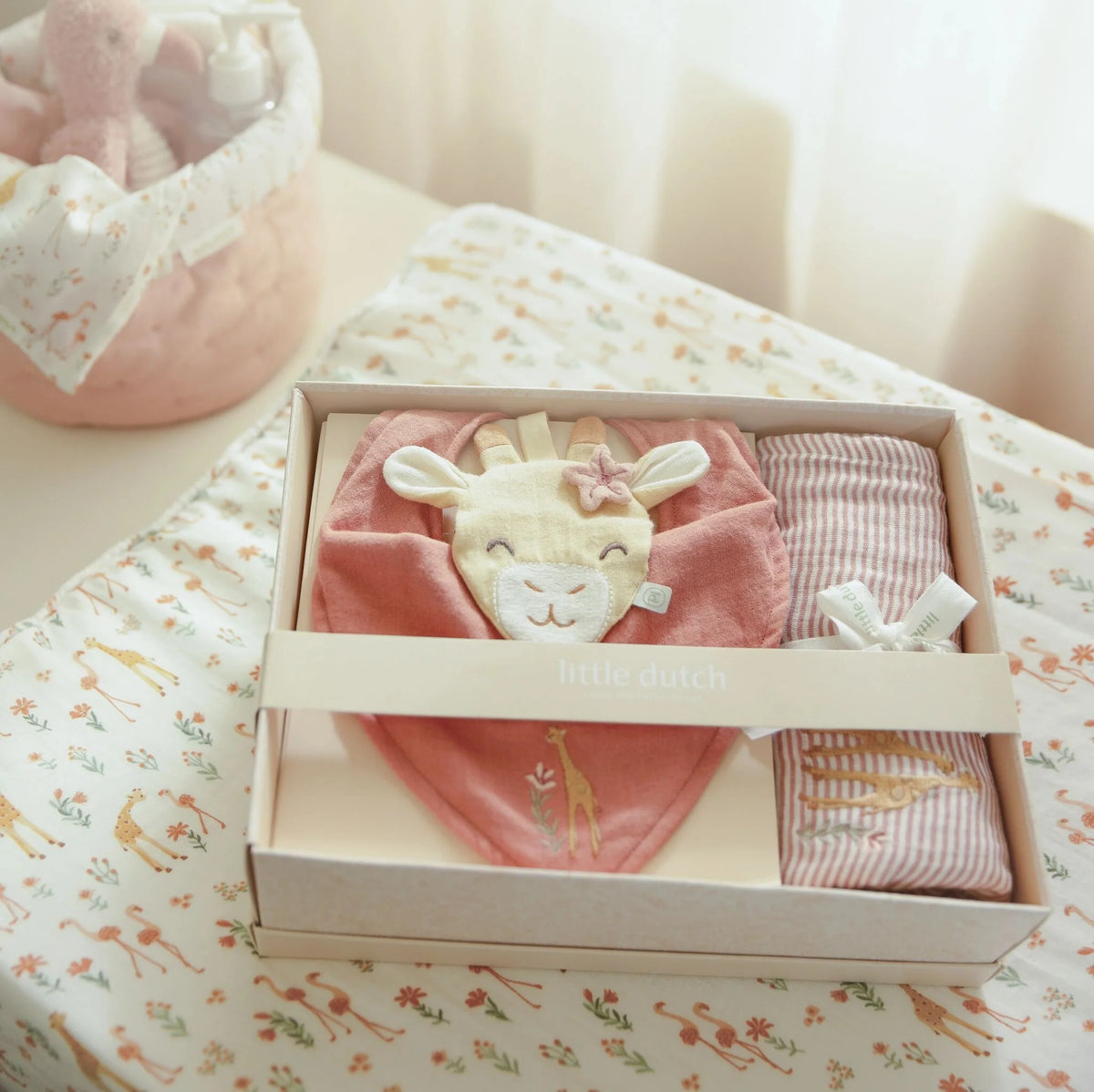 Little Dutch Gift Box Giraffa Rosa – Safari Friends