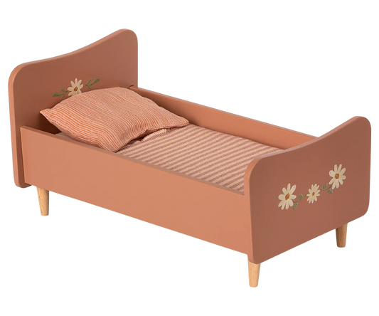 Maileg Mini Letto in Legno Rosa - Apple Pie