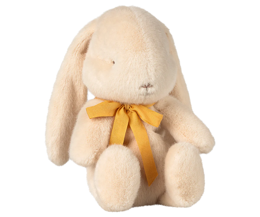 Coniglietto di peluche Maileg piccolo colore crema con fiocco al collo su sfondo bianco