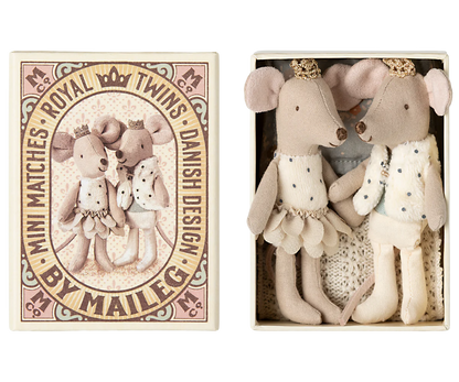 Maileg Topolini Gemelli Reali - Sorellina e Fratellino in Scatola di Fiammiferi - Apple Pie