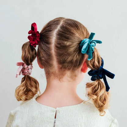 Mimi & Lula – 4 Scrunchies in Velluto Blackberry con Fiocco