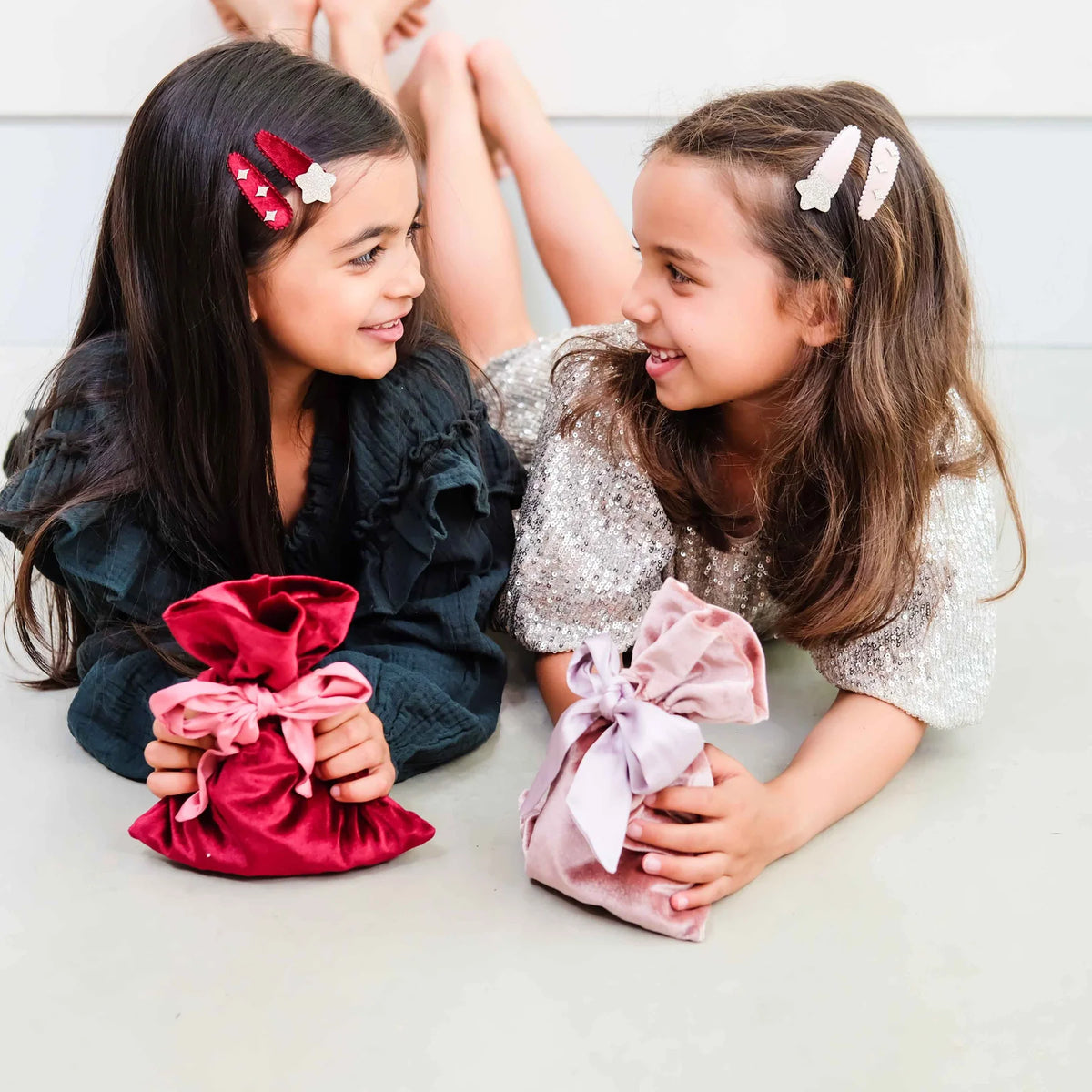 Mimi & Lula – Gifting Pouch Burgundy – Set Regalo 14 Accessori Capelli