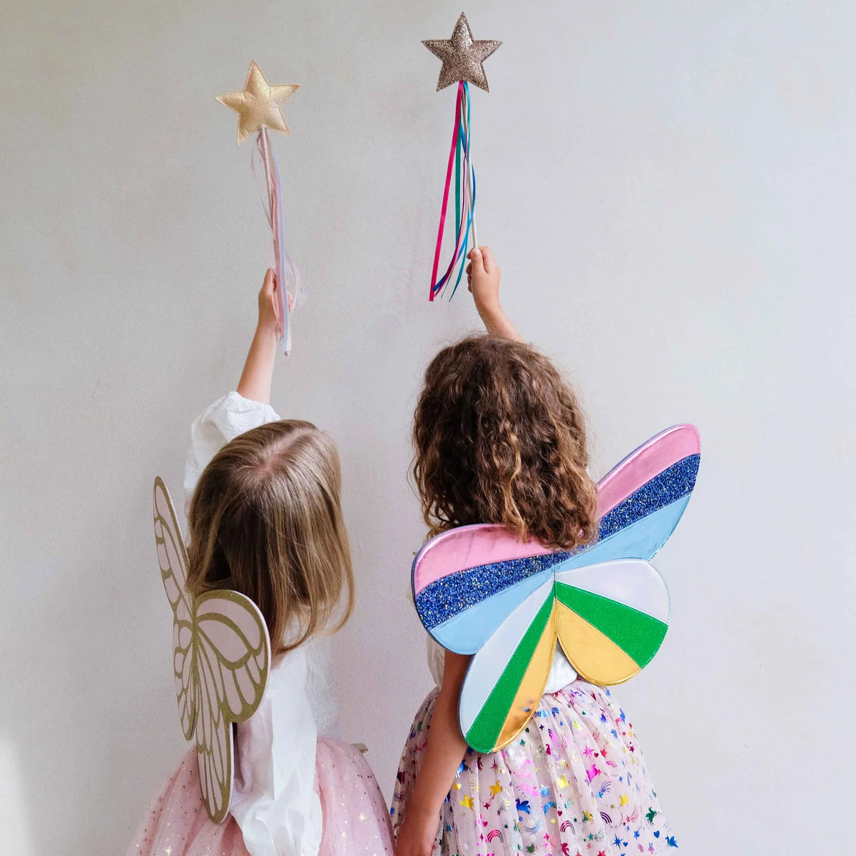 Bacchetta magica Mimi & Lula con costume da fata e tutù bambina