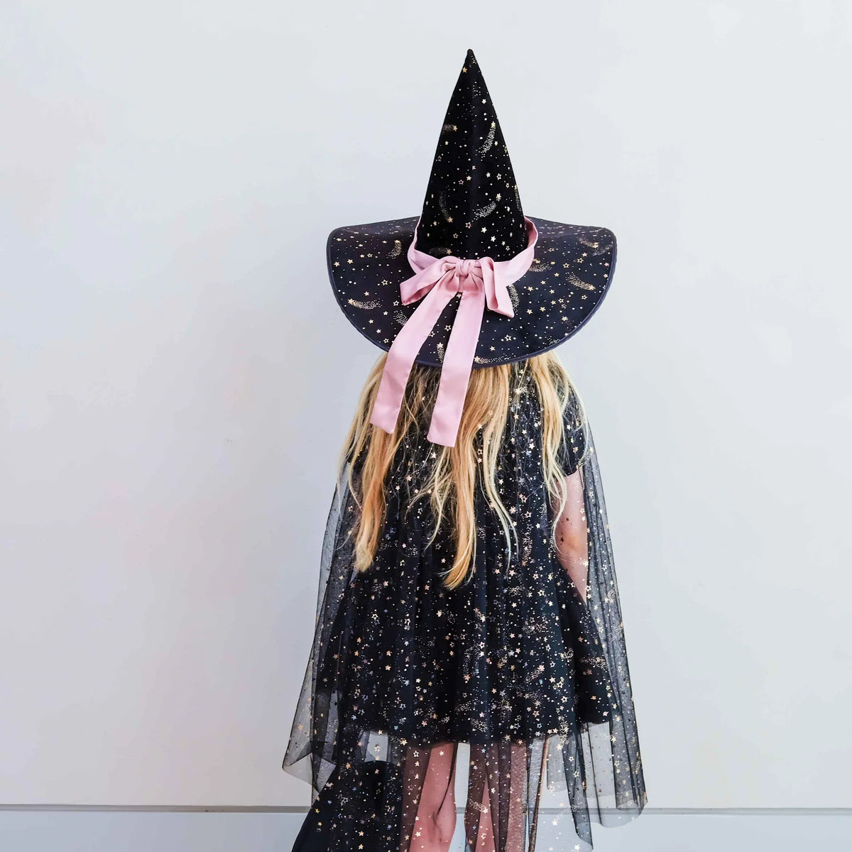 Mantello Strega Bambina Ethel in Tulle Nero – Mimi & Lula