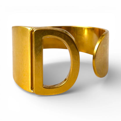 Anello Iniziale Personalizzato Oro – Lettere A–Z | Cassette Barcelona