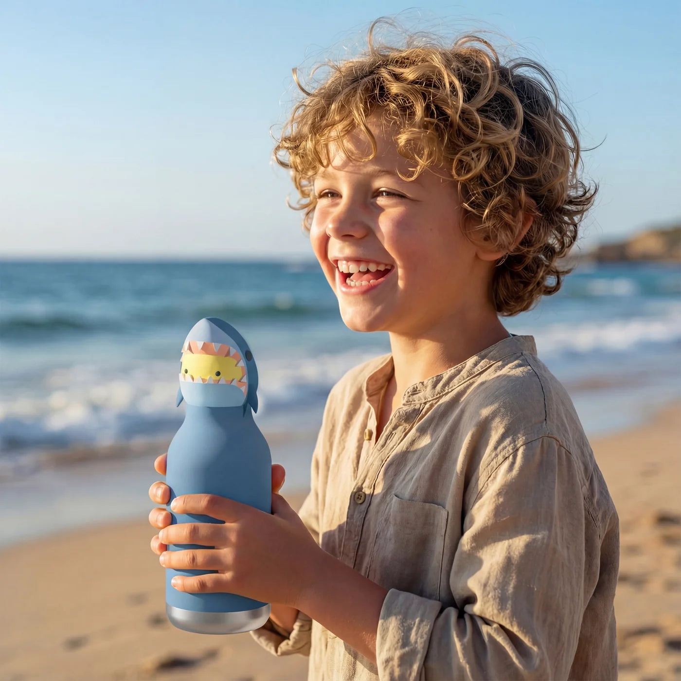 ASOBU Bestie Bottle Shark – Borraccia Termica Squalo 475 ml IN ARRIVO