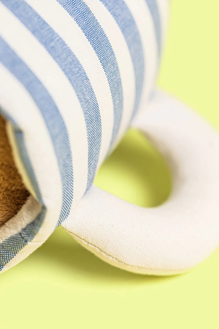 Jellycat Amuseables Rosie Lea Mug of Tea Peluche