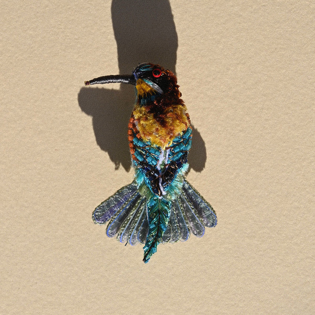 Trovelore – Spilla Uccellino Beekeeper Bird Ricamata a Mano