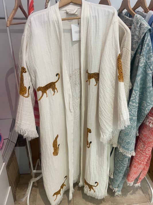 Kimono Leopards Ecru – Aelia Anna