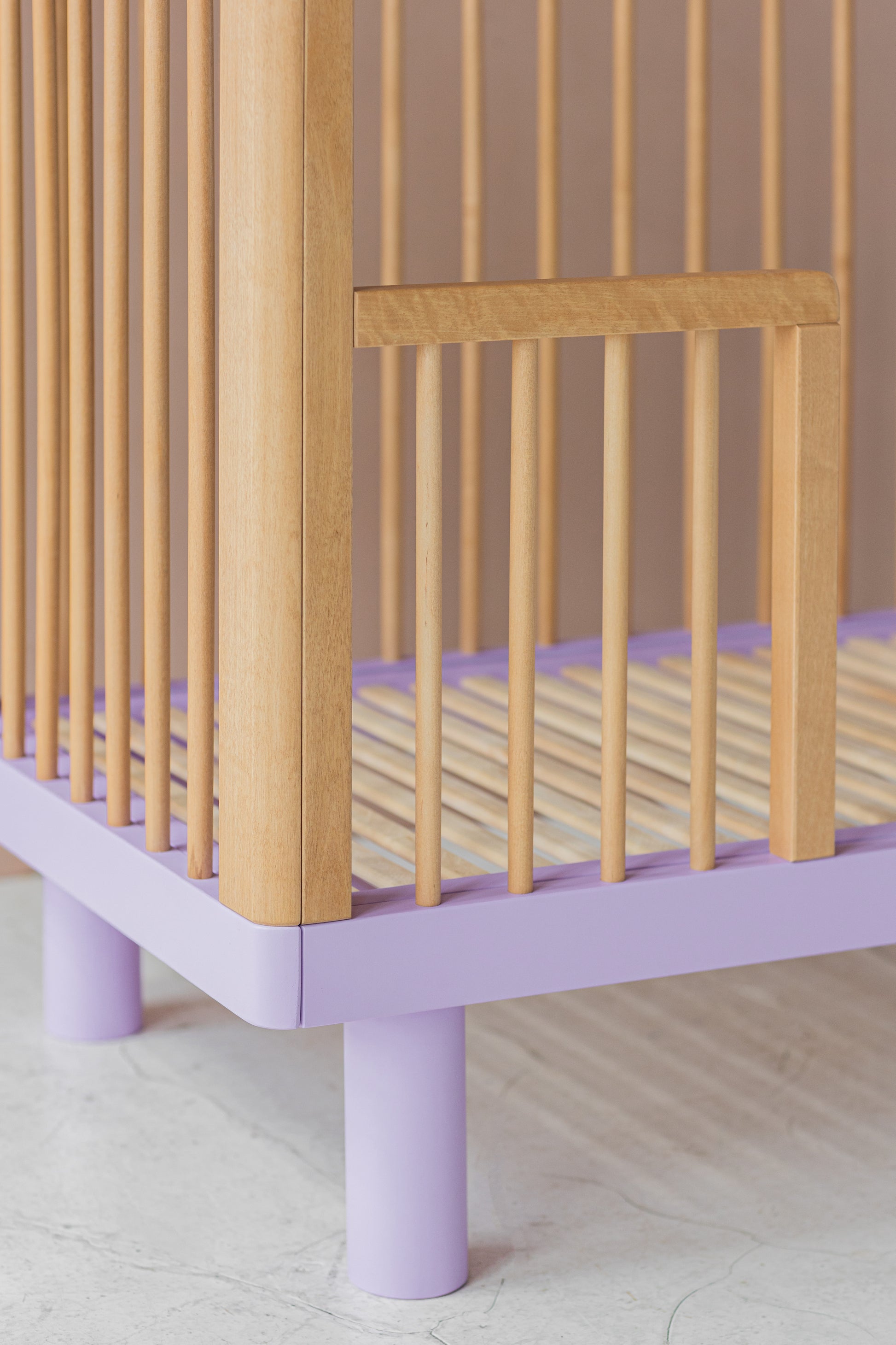 Lettino con le sbarre Nox Cox - Legno Naturale e Lavanda - Apple Pie