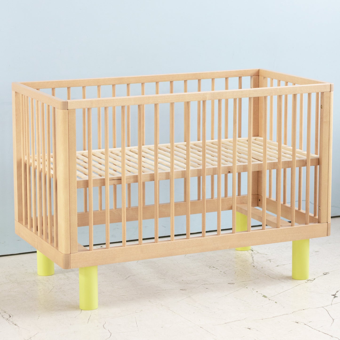 Lettino con le sbarre Nox Cot - Legno Naturale e Giallo - Apple Pie