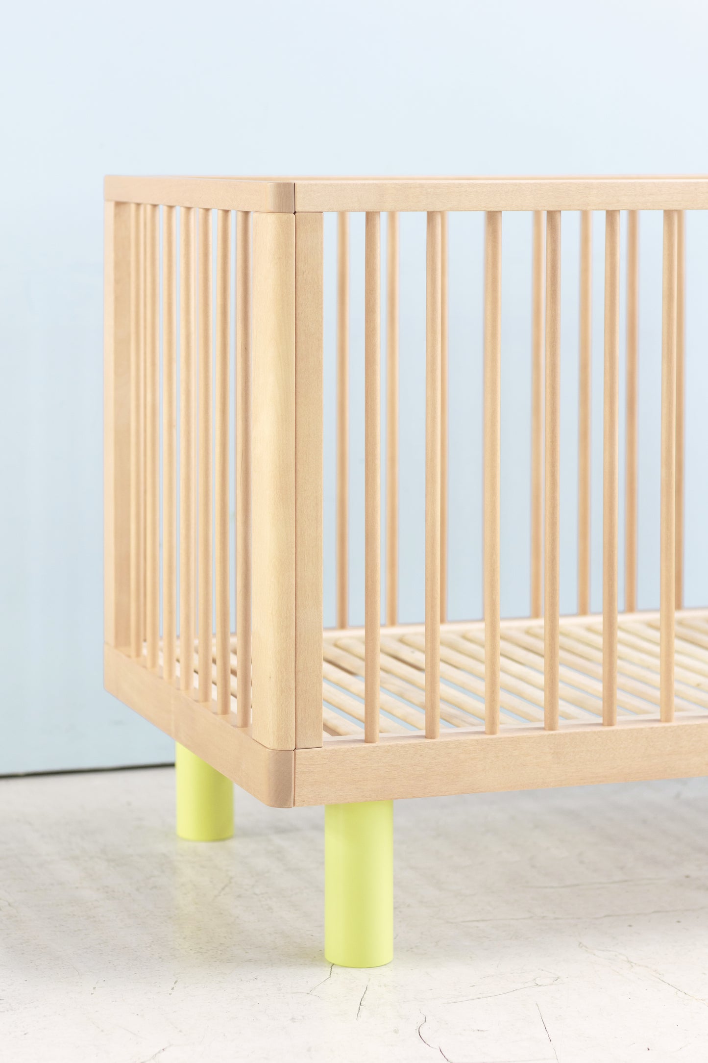 Lettino con le sbarre Nox Cot - Legno Naturale e Giallo - Apple Pie