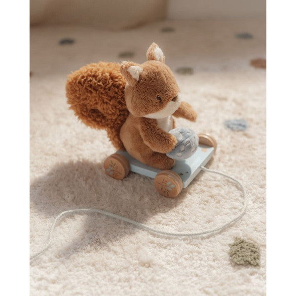 Little Dutch Scoiattolo Trainabile in Legno – Forest Friends - Apple Pie