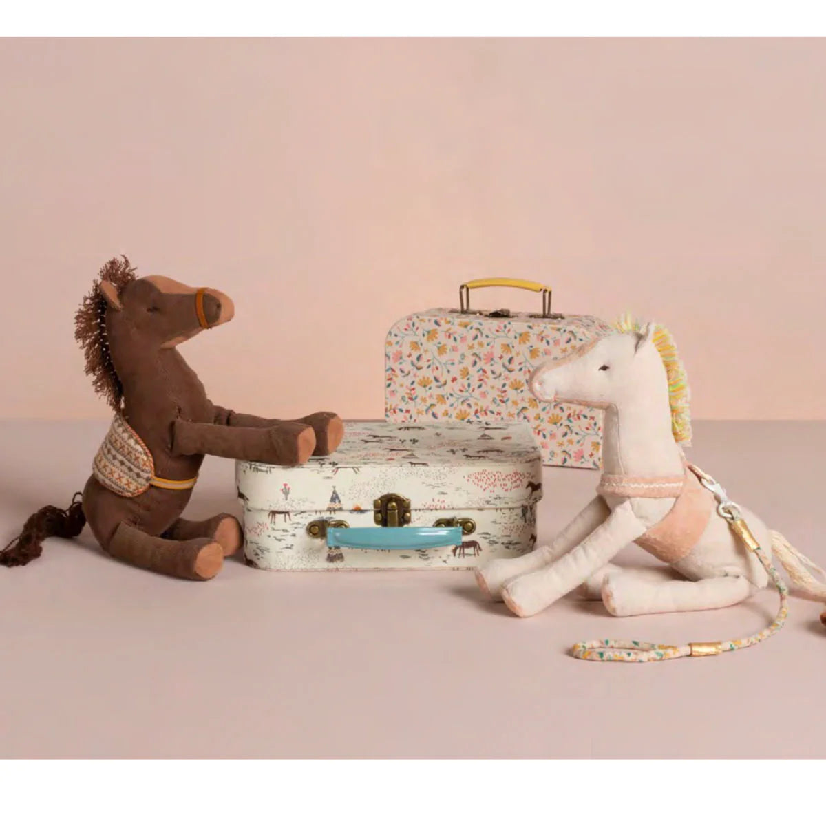 Maileg Peluche Pony - Per una cavalcata in libertà - Apple Pie