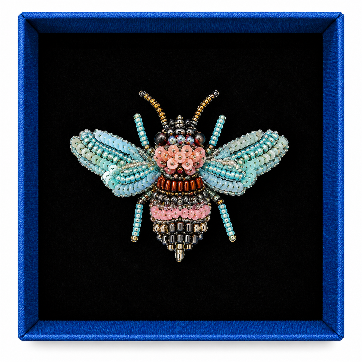Trovelore Spilla Ape Rose Bee Ricamata a Mano