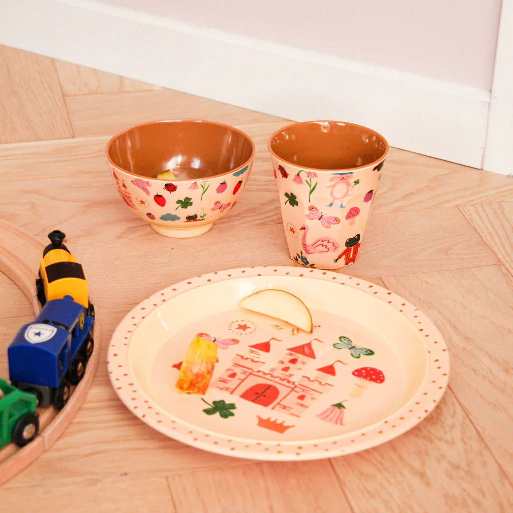 Piatto Piano Bambini Rice in Melamina – Rosa “Fairytale”