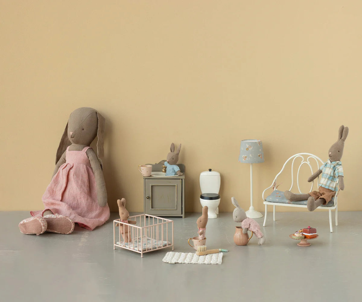 Box rosa Maileg per nursery dei topolini con materassino