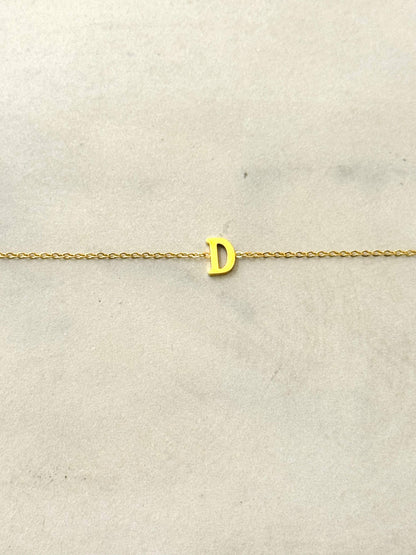 Cassette – Bracciale Minimal con Iniziale in Acciaio Inossidabile