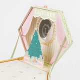 Laduree x Meri Meri Calendario dell'Avvento - Braccialetto con Charms - Apple Pie