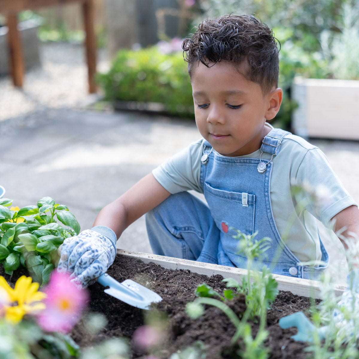 Kit giardinaggio bambini Little Dutch con borsa e attrezzi