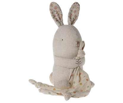 Coniglietto Carillon Maileg Lullaby Friends in lino con panno coccole a pois