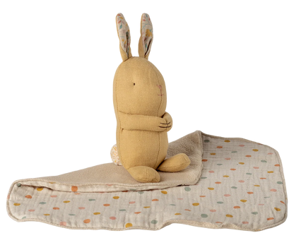 Coniglietto Mini Maileg Lullaby Friends 17 cm con copertina