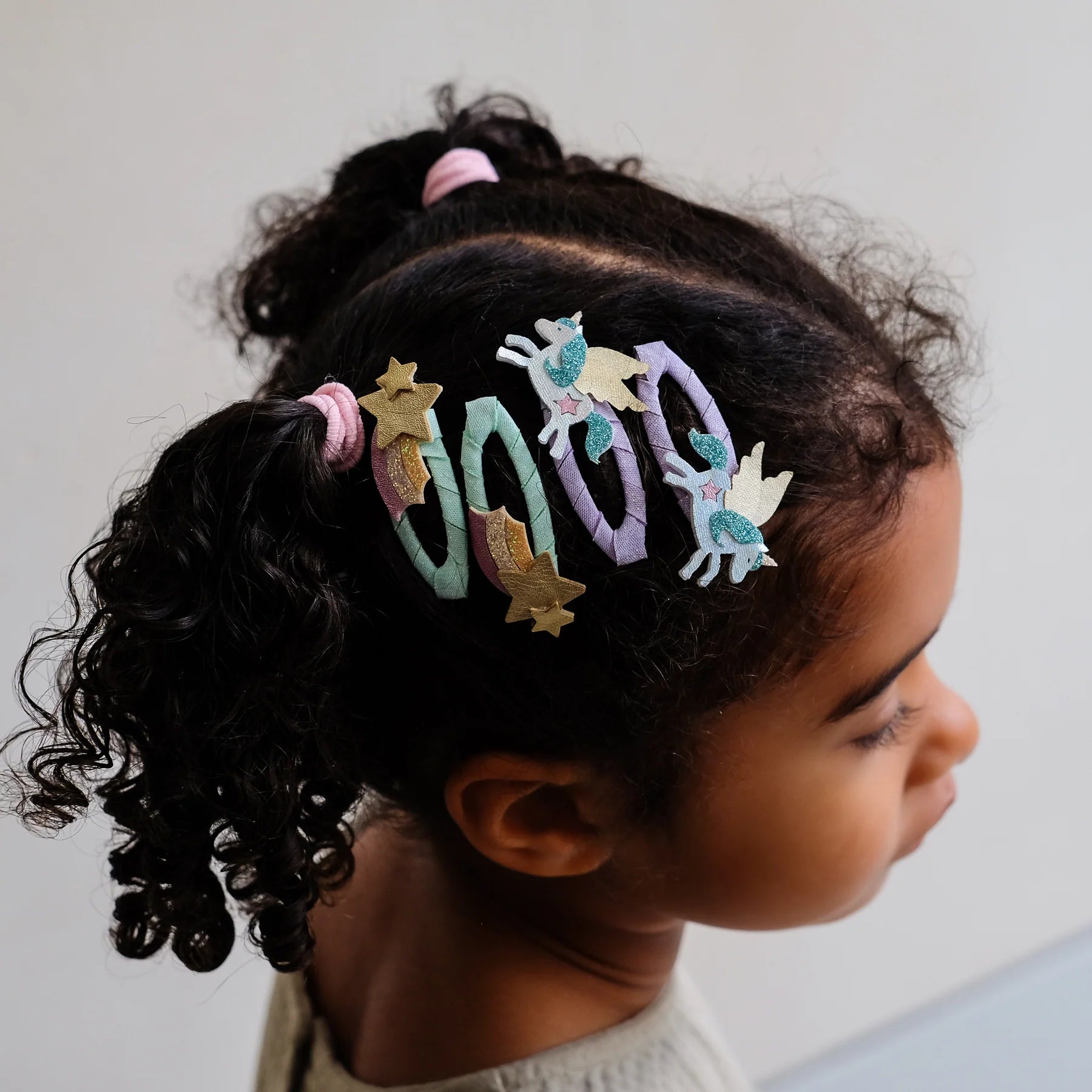 Set mollettine unicorno volante con stelle glitter