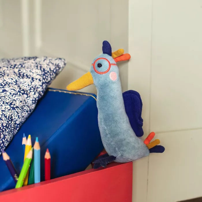 Peluche sonaglio Petit Oiseau Bleu in velluto con occhiali e cresta a ventaglio – Moulin Roty Les Toupitis