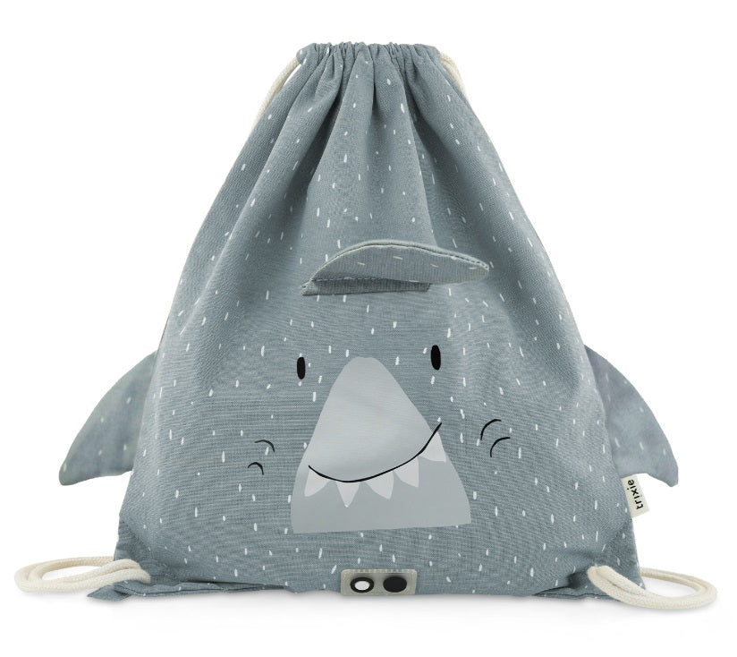 Vista frontale della sacca Trixie Mr. Shark per bambini, ideale per asilo o palestra
