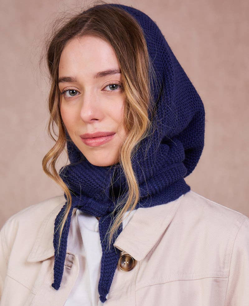 Sciarpa con cappuccio Sophie Hood blu navy vista frontale