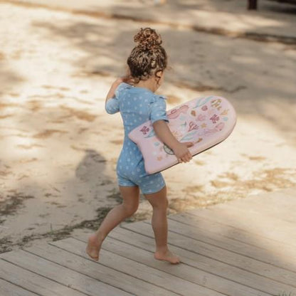 Tavoletta da nuoto per bambini Ocean Dreams Pink di Little Dutch, in schiuma leggera con bambina che corre