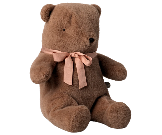 Orsetto Teddy Bear Medium Maileg in morbido peluche color Soft Brown con fiocco, ideale come regalo nascita e per la cameretta.