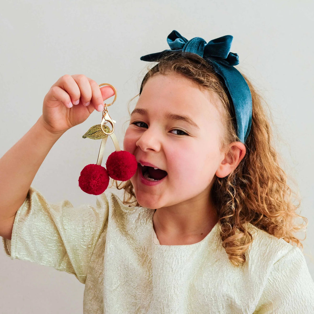 Mimi & Lula Cerchietto Bambina in Velluto – Edie Bow