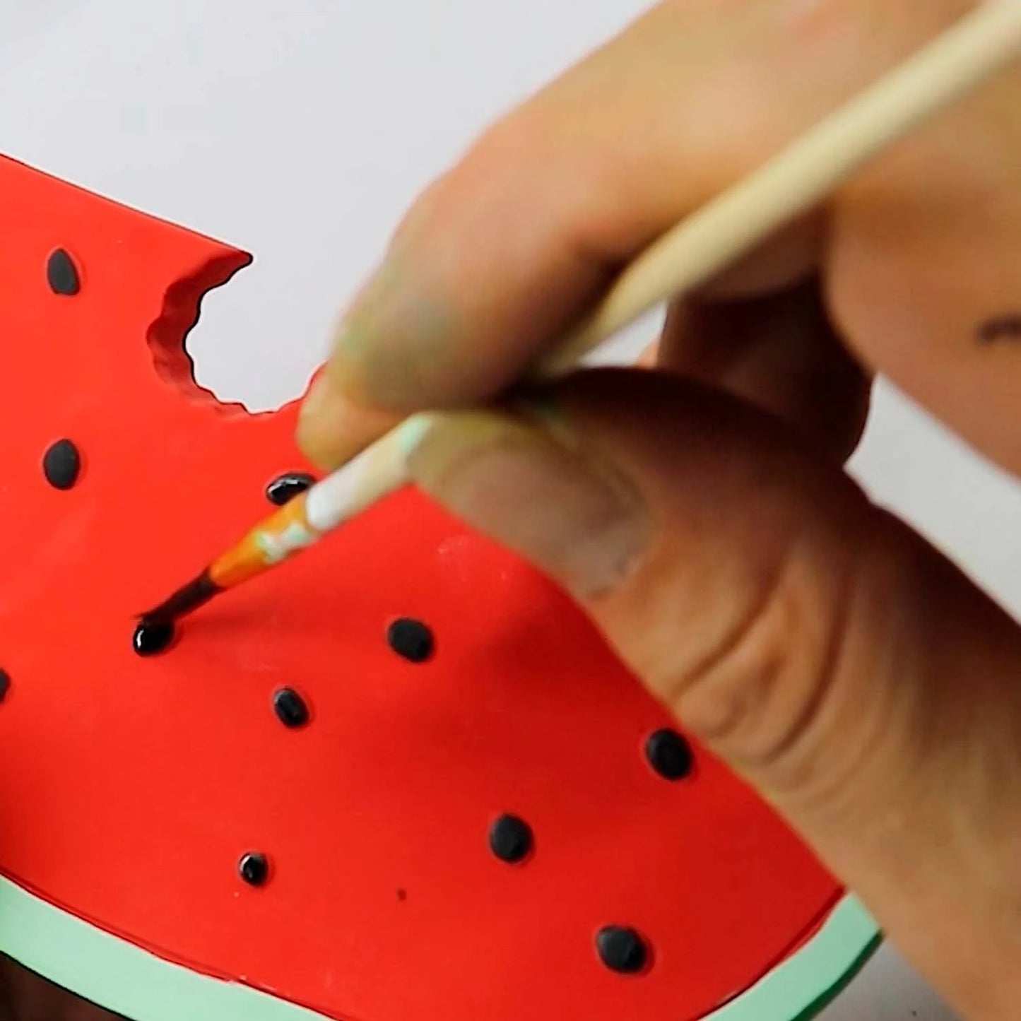 Oli&Carol – Wally the Watermelon Baby Teether in gomma naturale