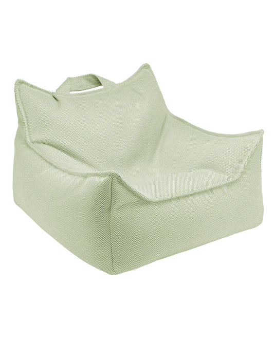 Pouf da esterno Wigiwama verde Herba su fondo bianco