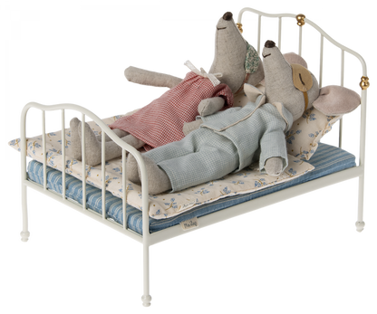 Maileg Letto tessili azzurri - Off White - Apple Pie