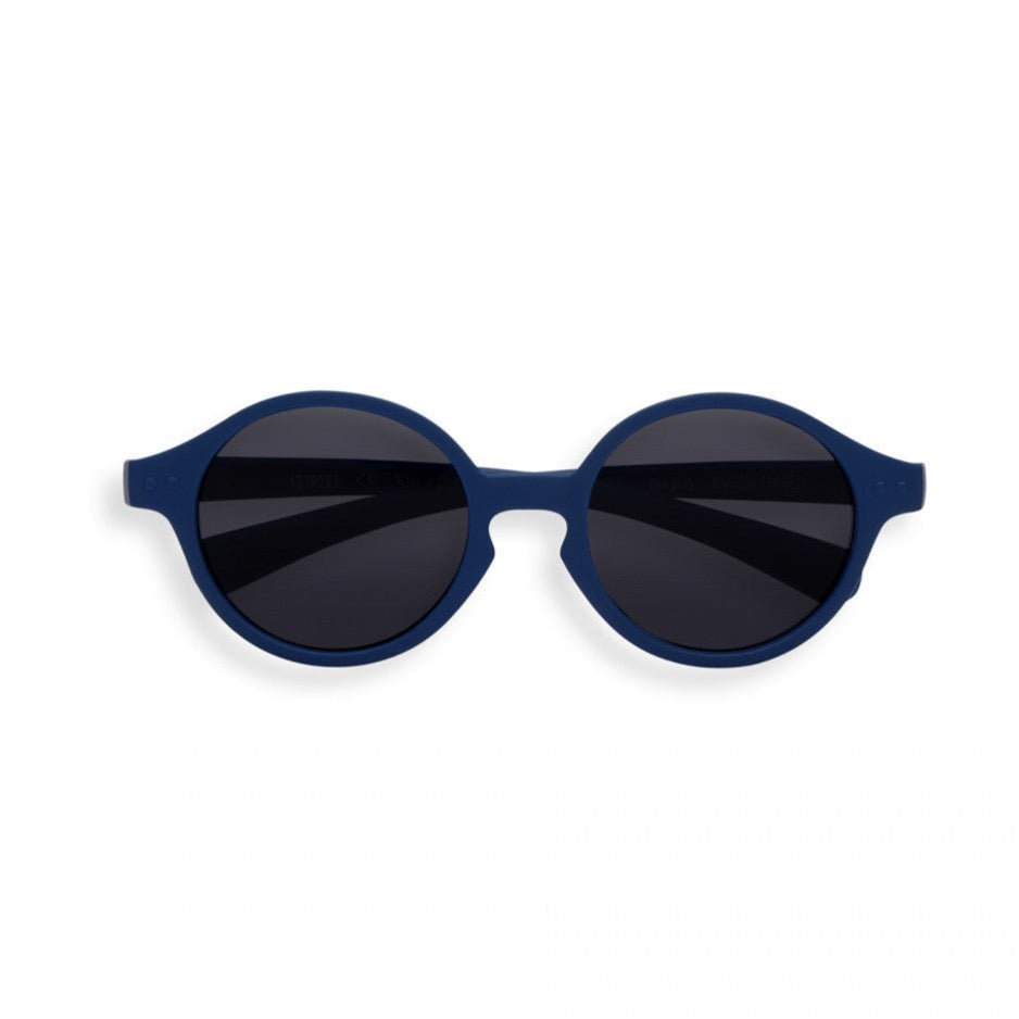 Occhiali da sole bambino 0-3 anni Izipizi denim blue con lenti polarizzate UV400 e cinturino silicone